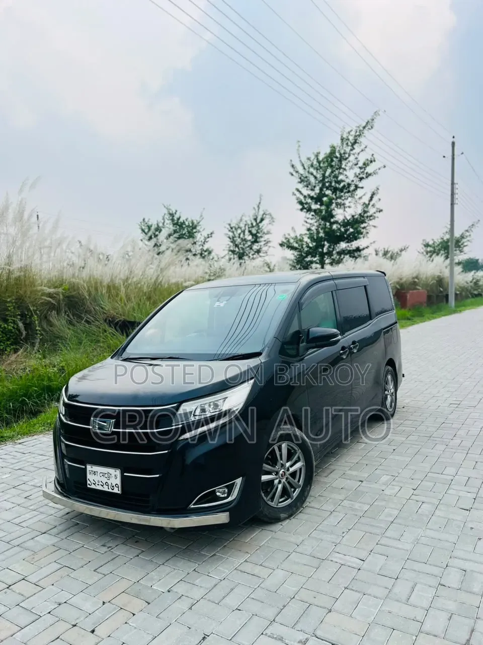 Toyota Noah 1.8 Front Wheel Drive Hybrid 7 Seater 2020 Black