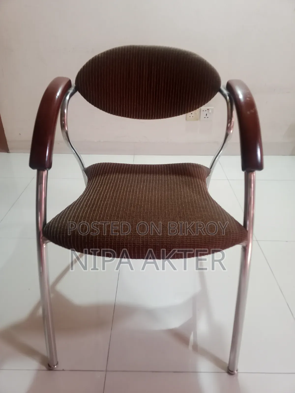 HATIL Dining Table and 4 Chairs