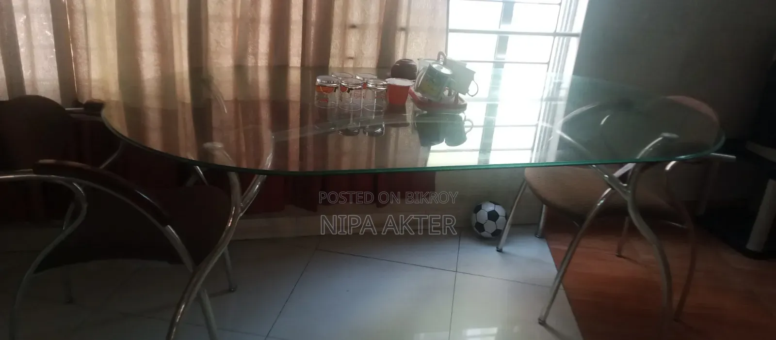 HATIL Dining Table and 4 Chairs