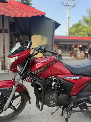 রানার টার্বো ১২৫ ২০১৬ লাল