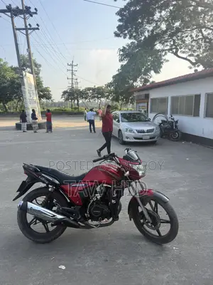রানার টার্বো ১২৫ ২০১৬ লাল