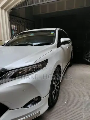 Toyota Harrier 2.0 2016 Pearl