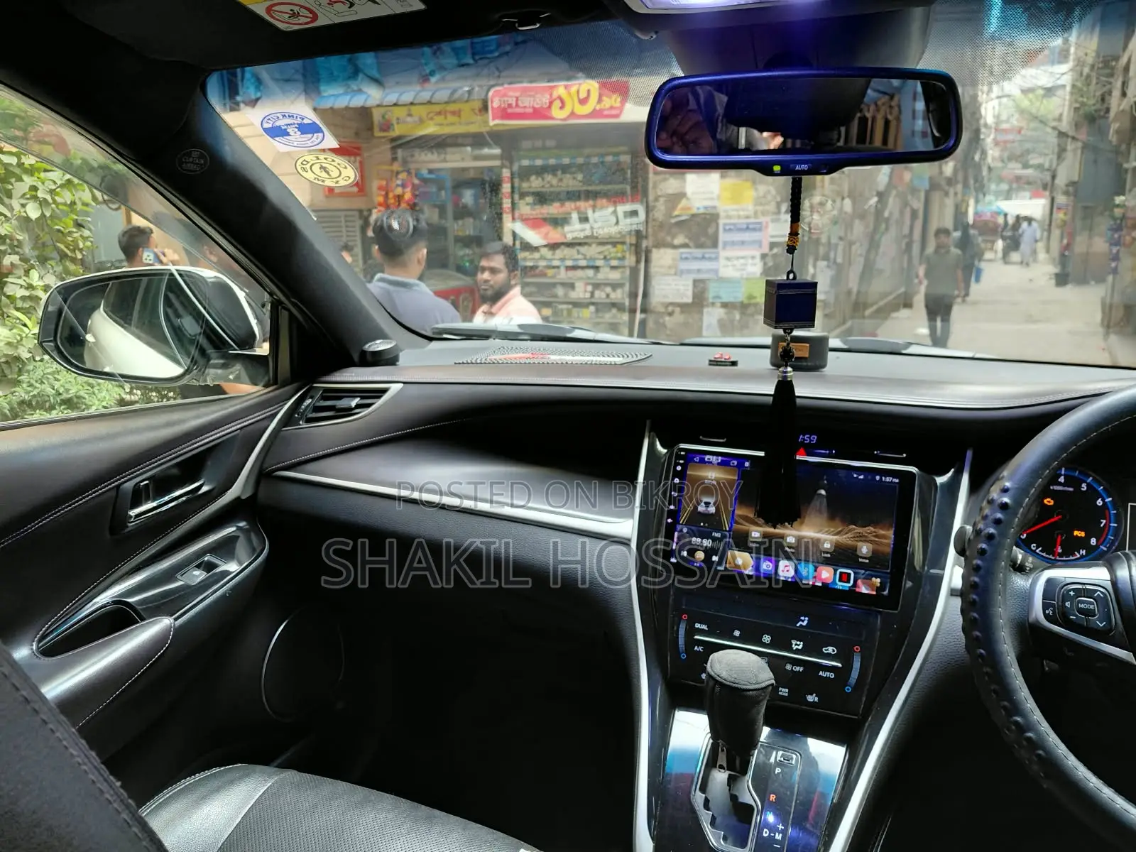 Toyota Harrier 2.0 2016 Pearl