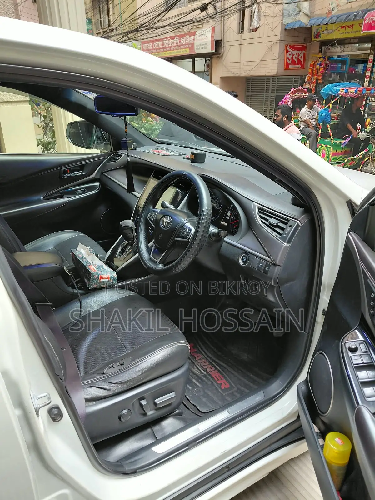 Toyota Harrier 2.0 2016 Pearl