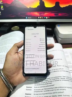Samsung Galaxy A30 64 GB Blue