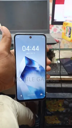 Itel P70 64 GB White