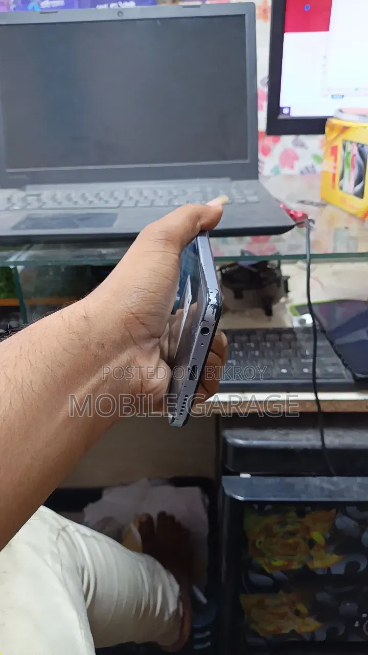 Itel P70 64 GB White