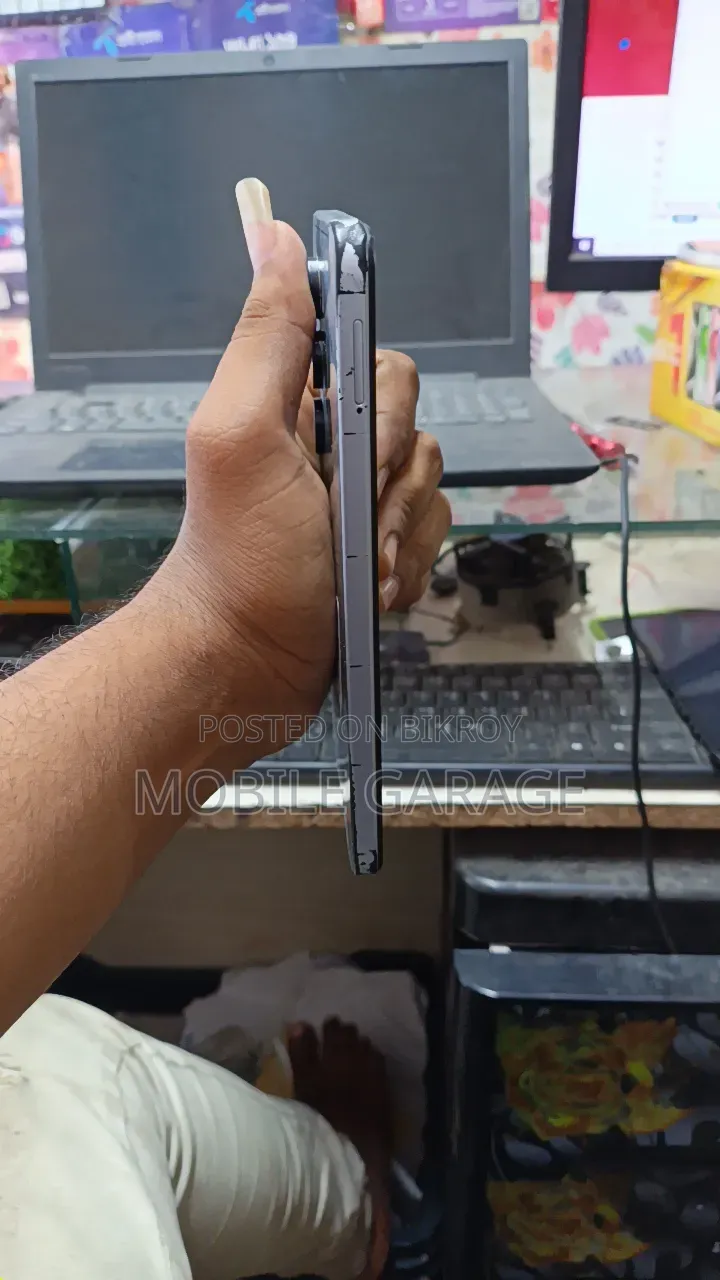 Itel P70 64 GB White