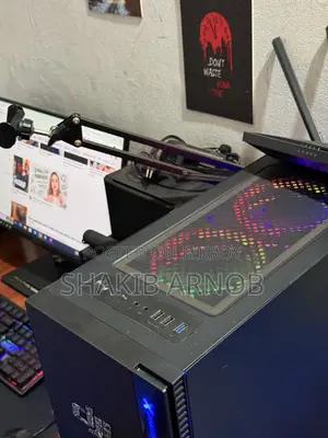Desktop Computer MSI model 16GB AMD Ryzen 7 SSD 512GB