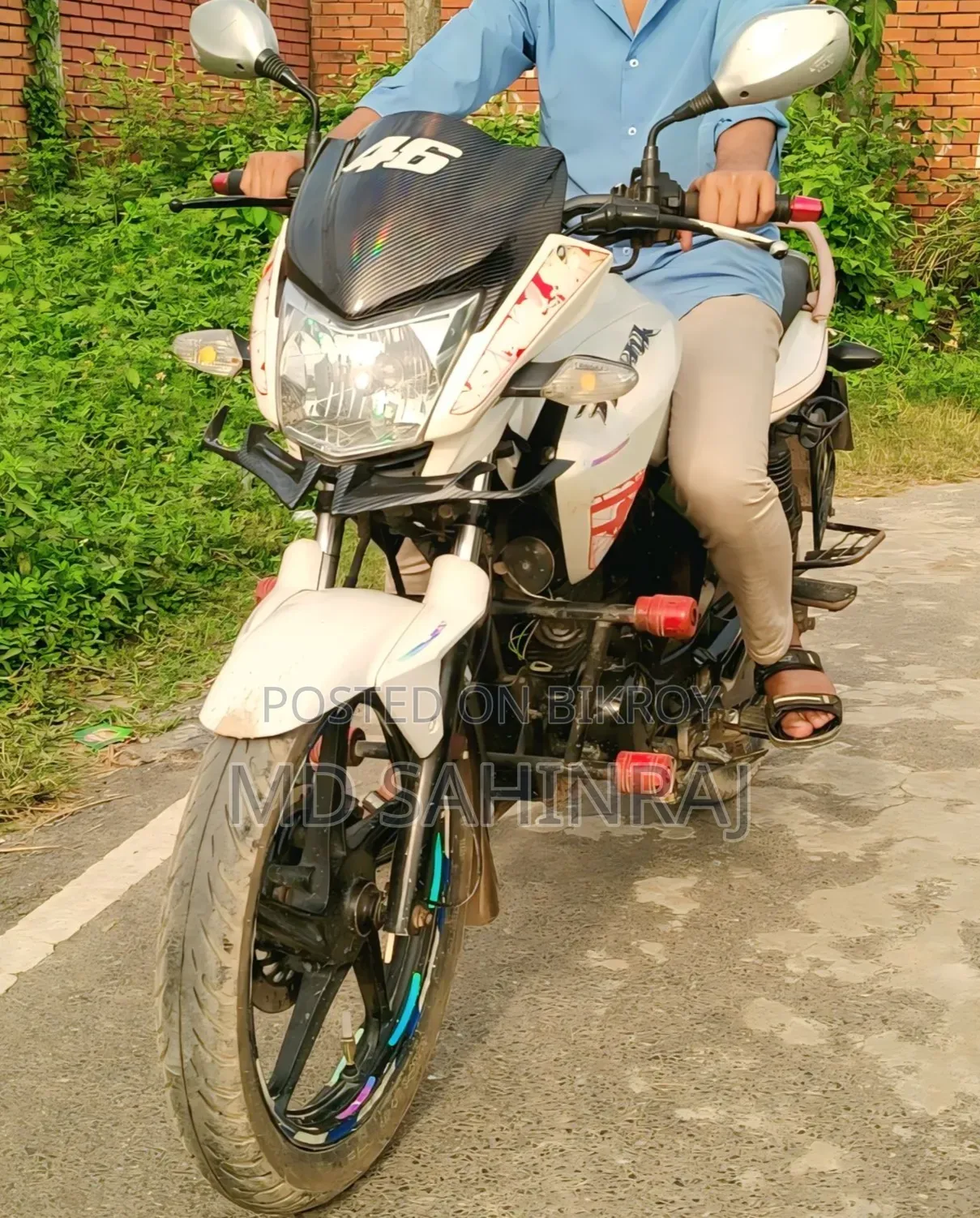 হিরো হাংক ২০১৭ হোয়াইট