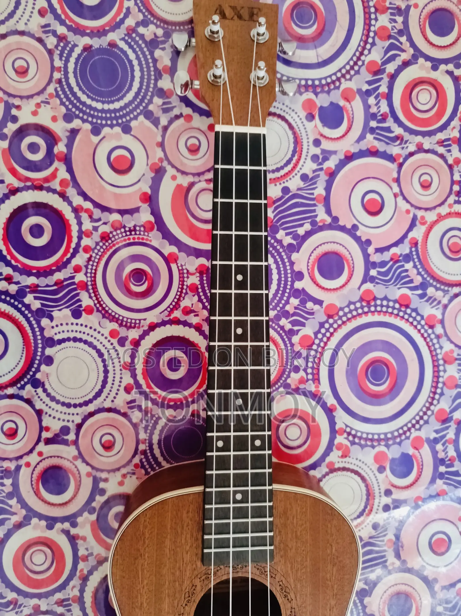 AXE Ukulele