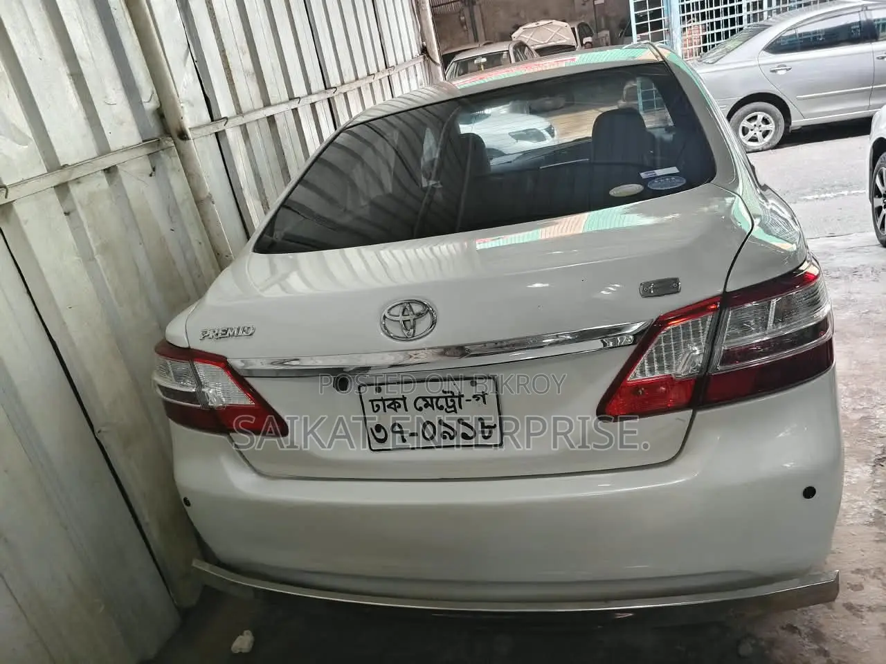 Toyota Premio 2011 Pearl