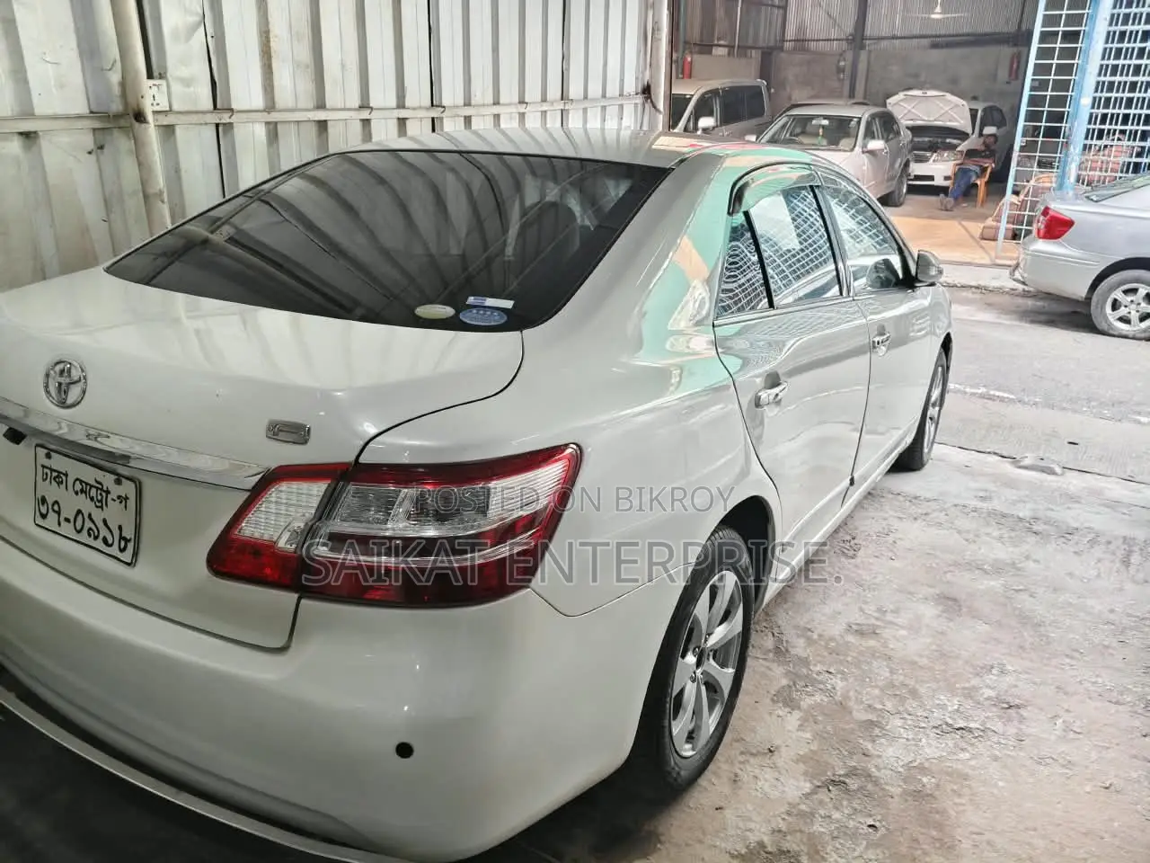 Toyota Premio 2011 Pearl