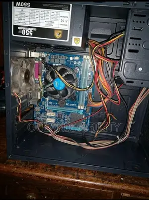 Desktop Computer Gigabyte 8GB Intel Core i7 SSD 128GB