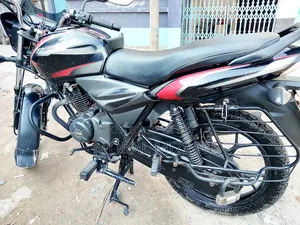 বাজাজ ডিসকভার ১১০ ২০২১ কালো