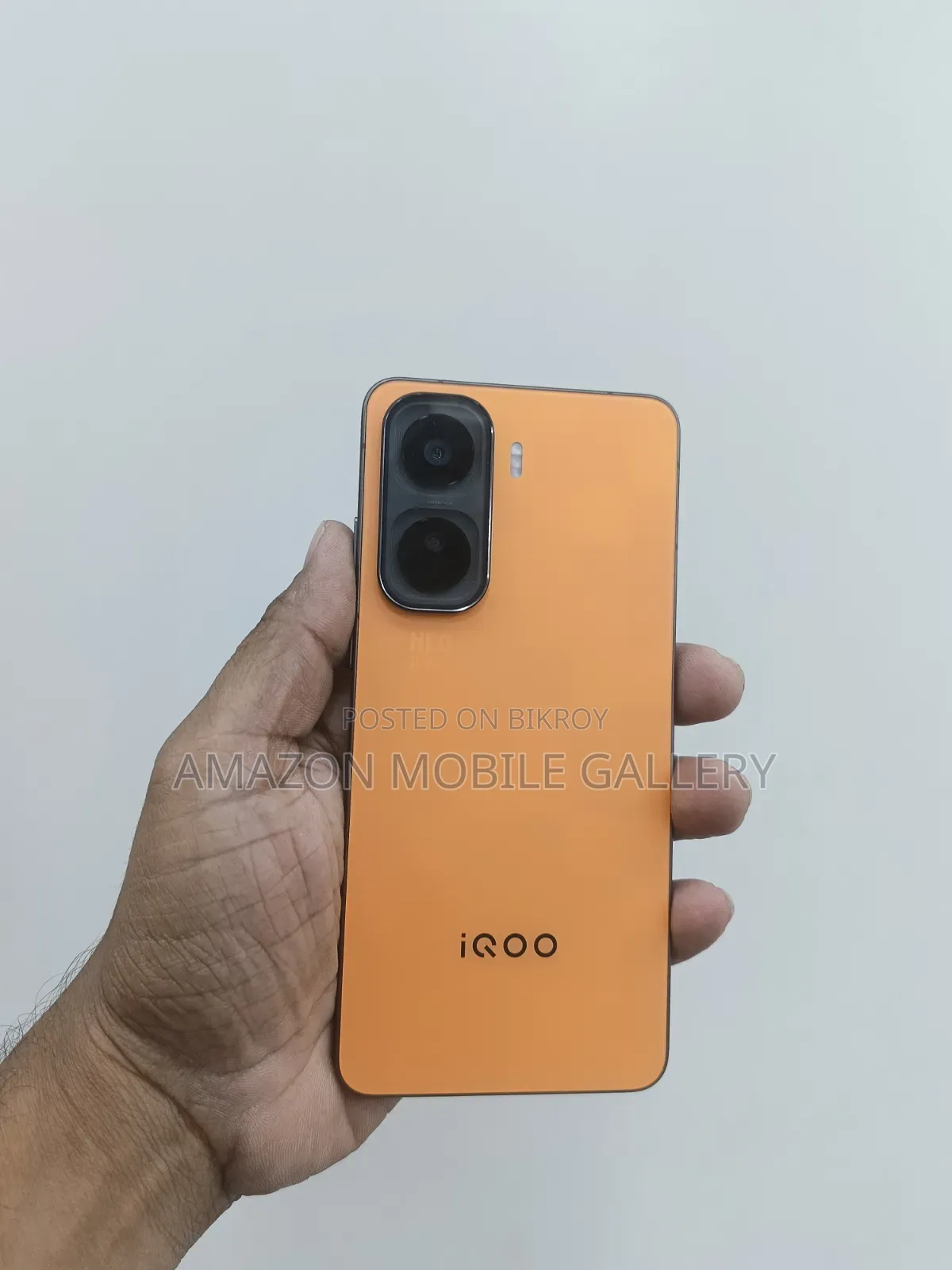 iQOO Neo11 256 GB Orange