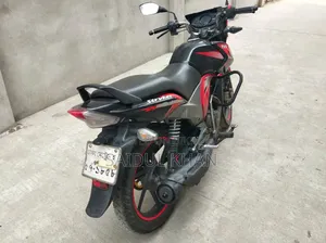 TVS Rockz 125 2018 Red