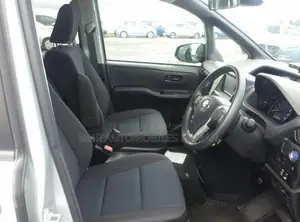 Toyota Noah 1.8 FWD Hybrid (7 Seater) 2021 White