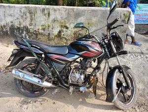 বাজাজ ডিসকভার ১০০ ২০২০ কালো