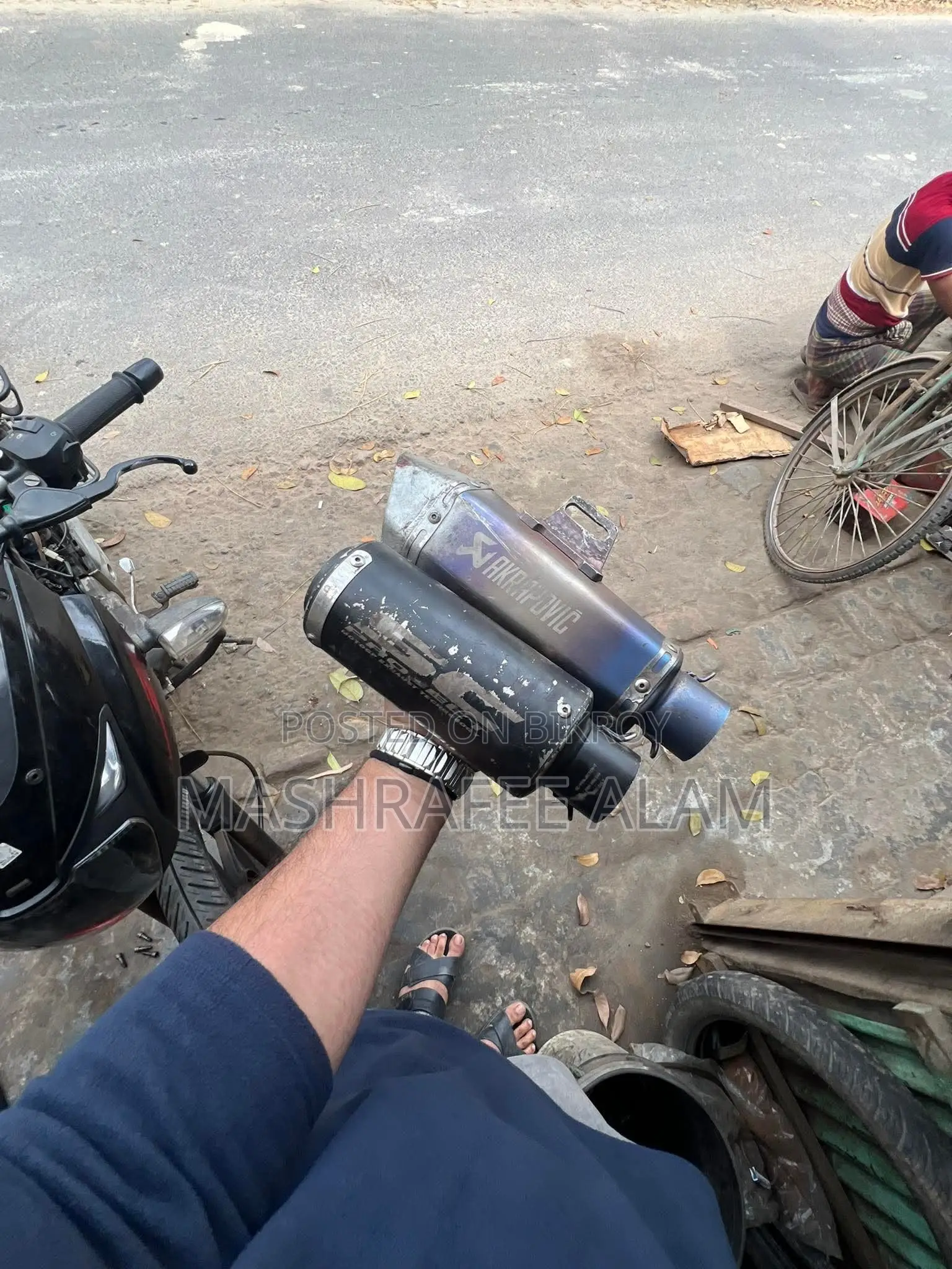 R6 is in good condition with no problems