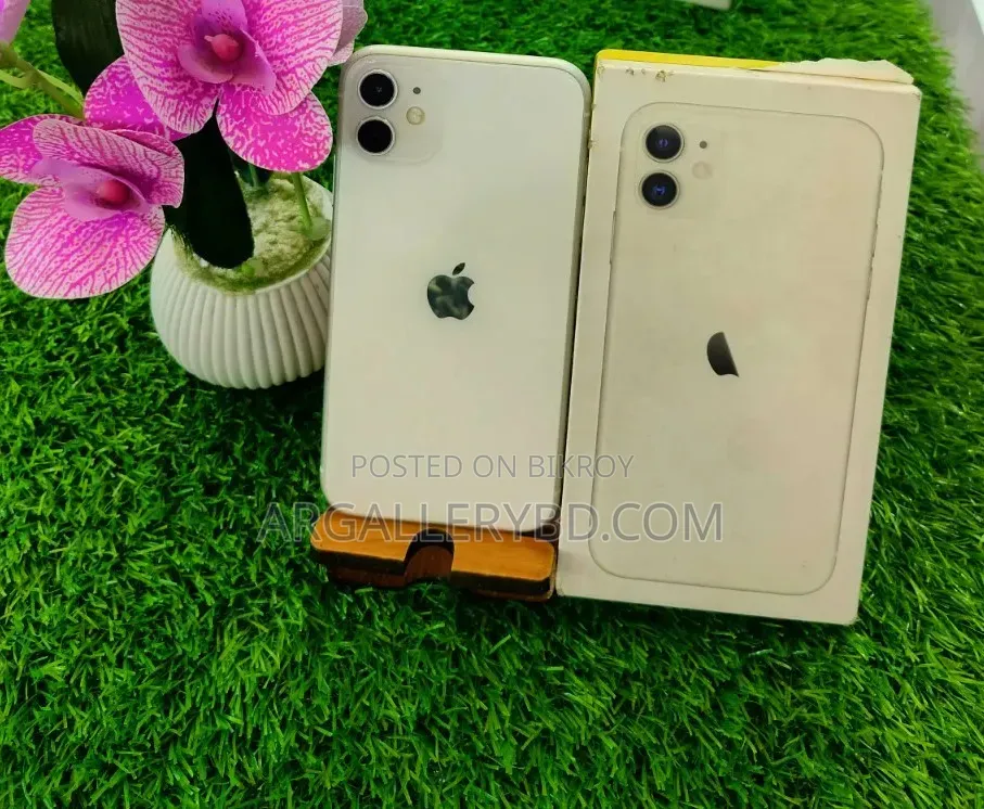 অ্যাপল আইফোন ১১ ৬৪ জিবি হোয়াইট
