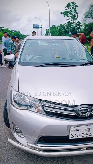 টয়োটা অ্যাক্সিও ২০১২ গ্রে