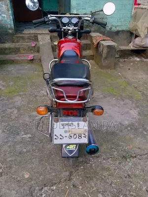 বাজাজ সিটি ১০০ ২০১২ লাল