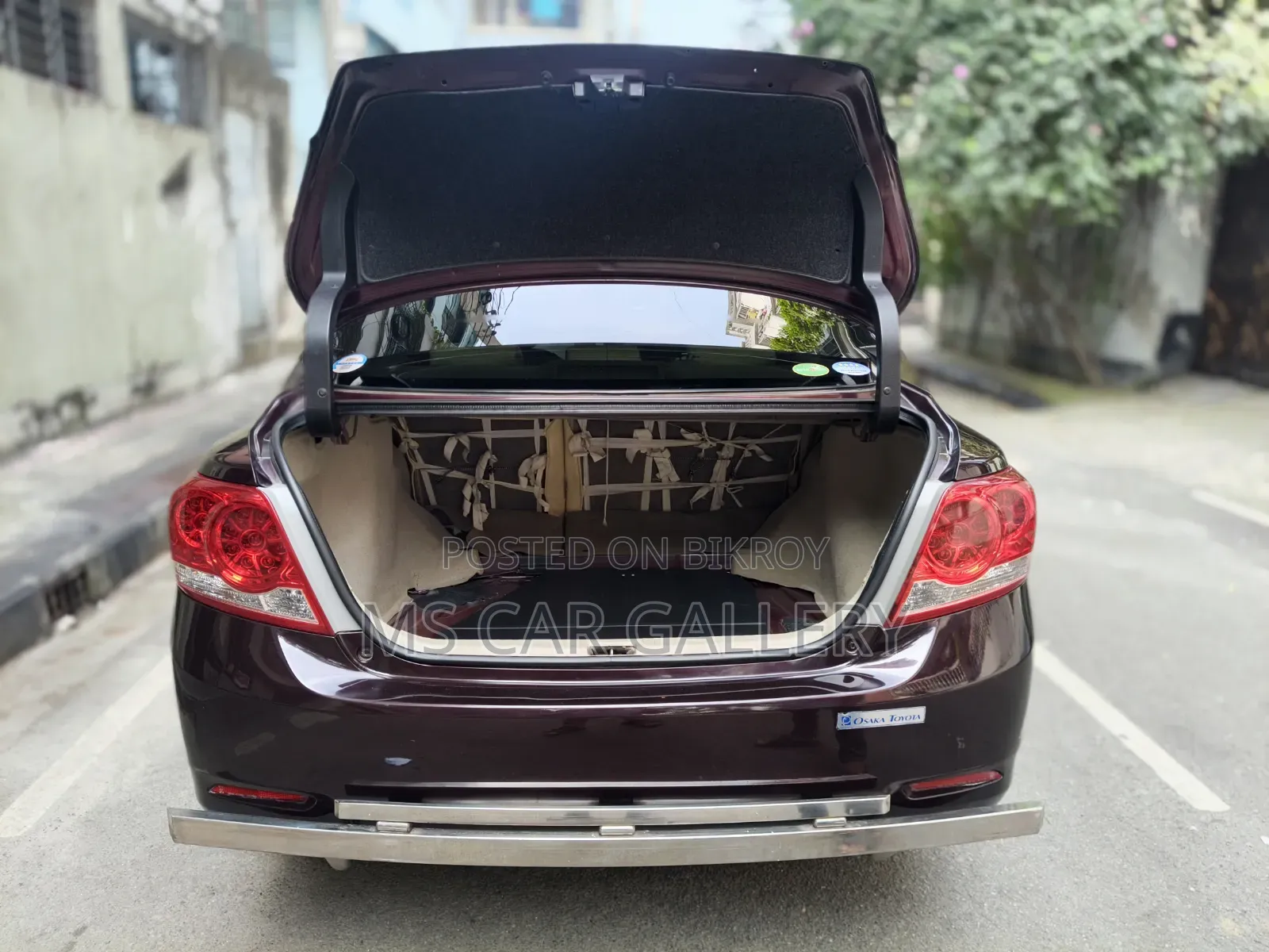 টয়োটা অ্যালিওন ২০১২ মেরুন
