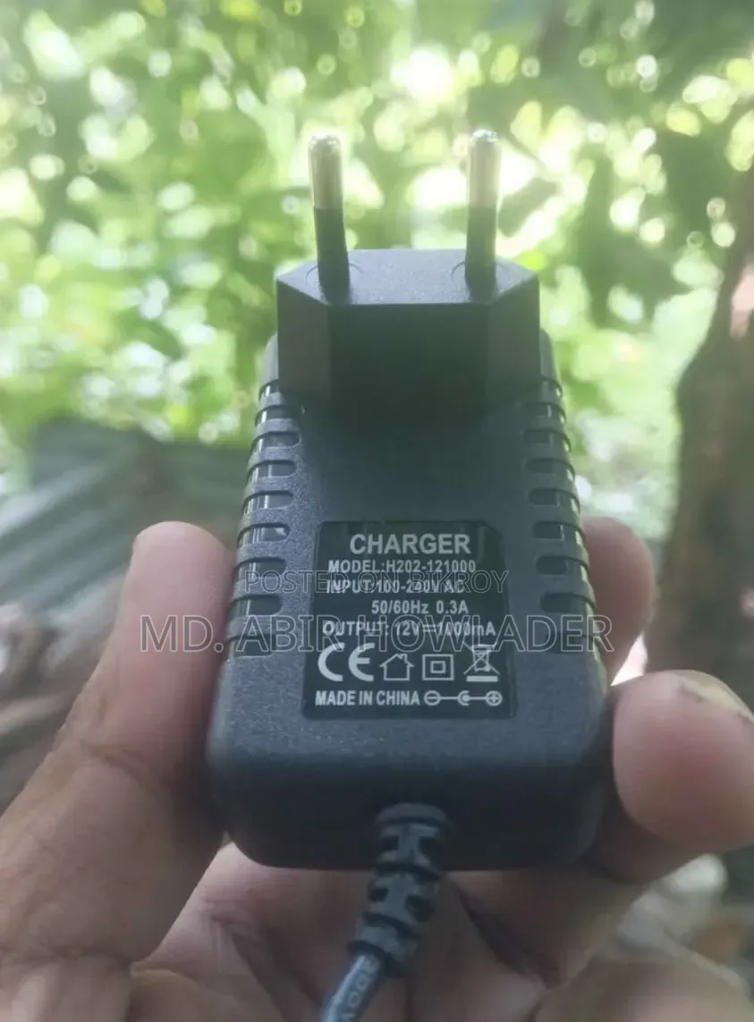 এসি/ডিসি পাওয়ার অ্যাডাপ্টর বা চার্জার
