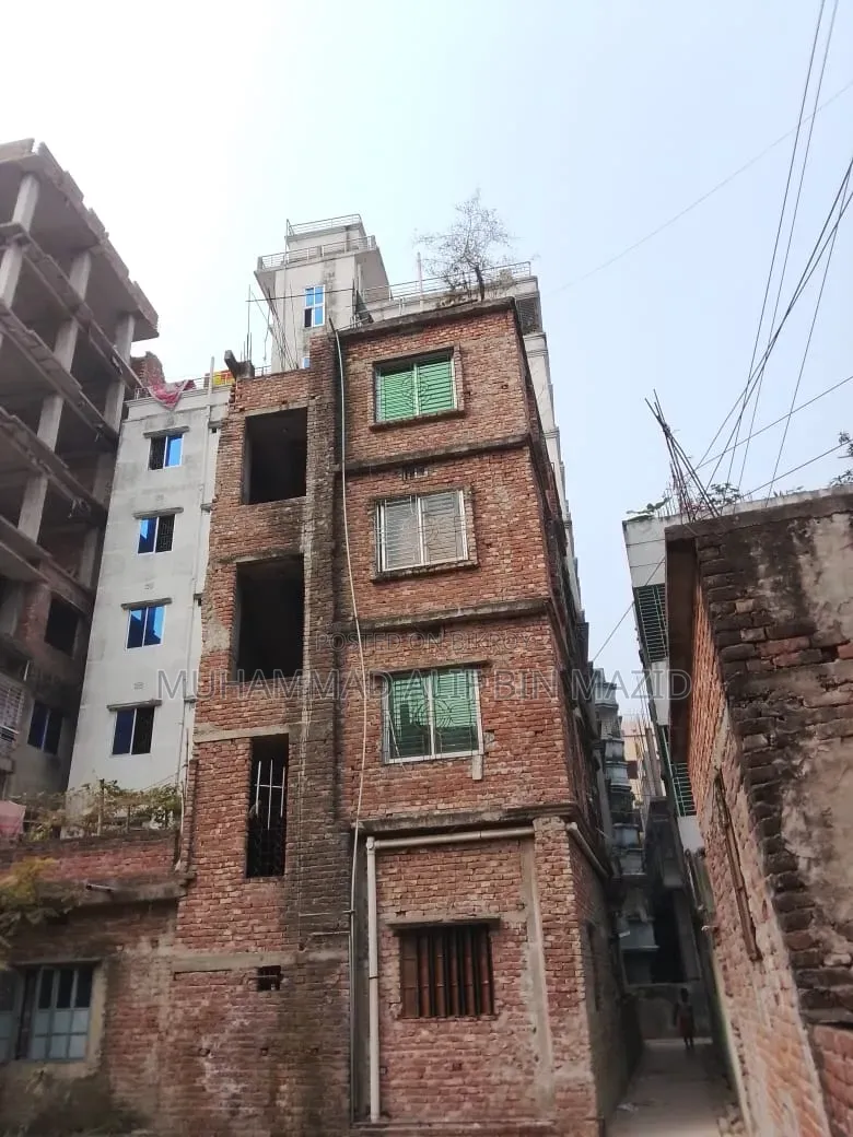 2 Bedroom House in Jatrabari for sale