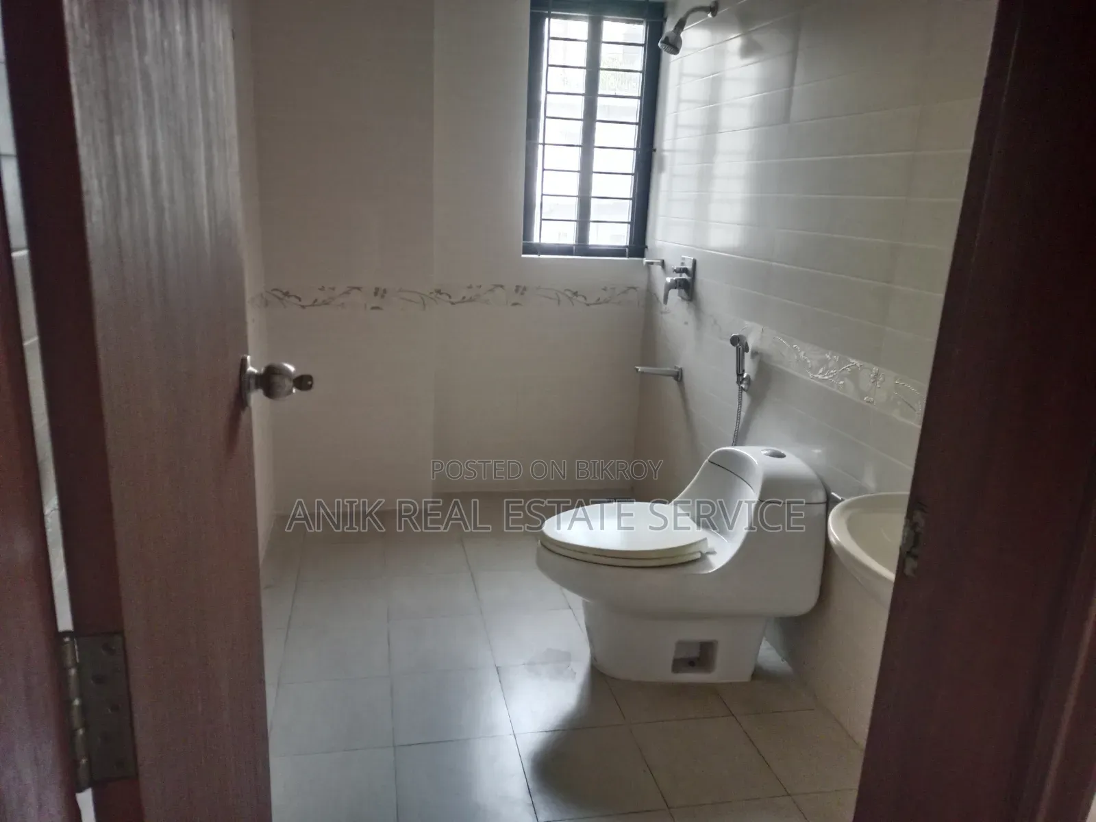3 Bedroom Apartment in Anik Real Estate, Gulshan for sale