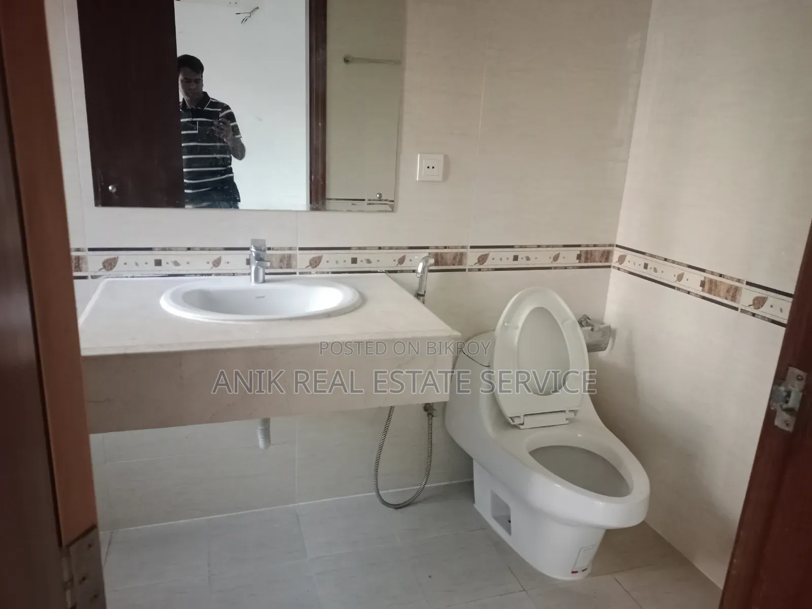 3 Bedroom Apartment in Anik Real Estate, Gulshan for sale