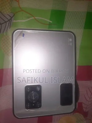 প্রজেক্টর (চিয়ারলাক্স সি৯)