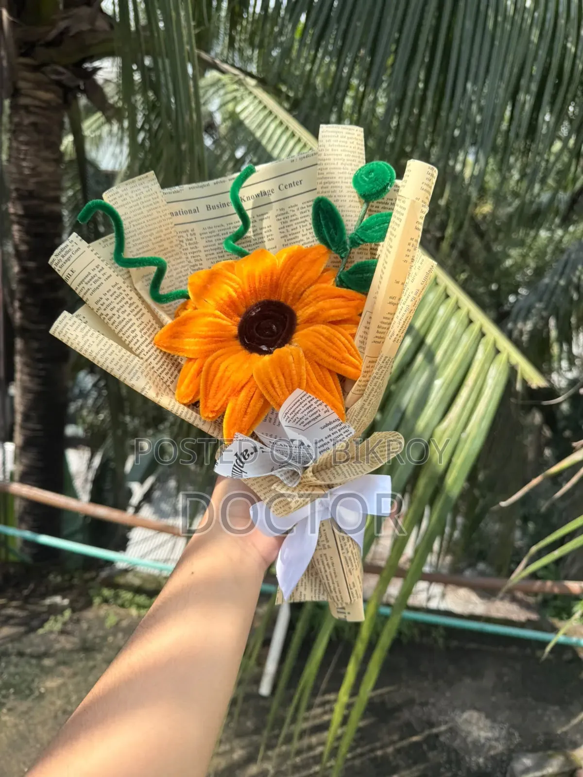 Sunflower Bouquet With Pipe Cleaner