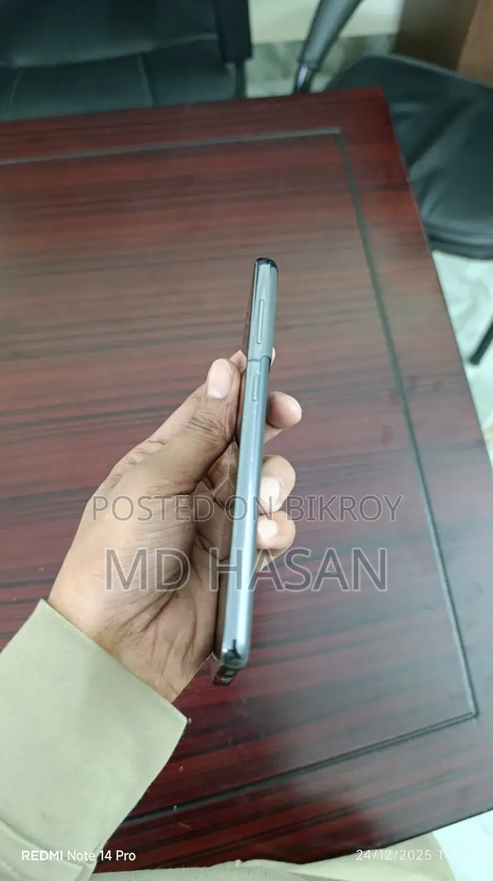 স্যামসাং গ্যালাক্সি এস২১ ৫জি ২৫৬ জিবি গ্রে