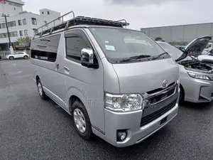 Toyota HiAce 2021 Silver