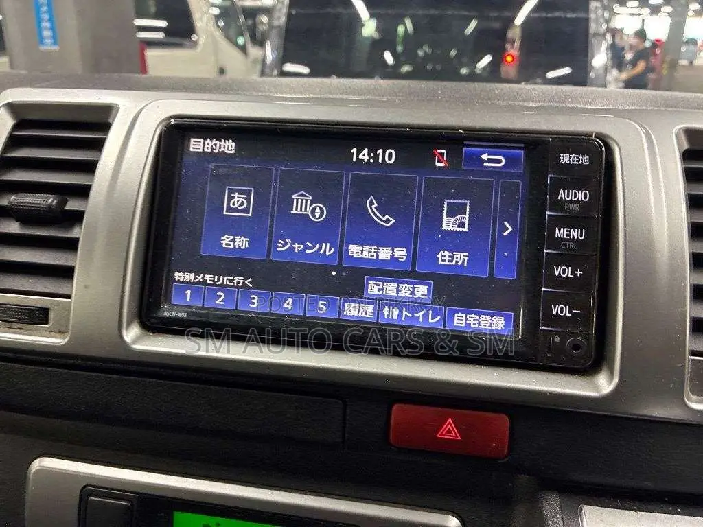 Toyota HiAce 2021 Silver