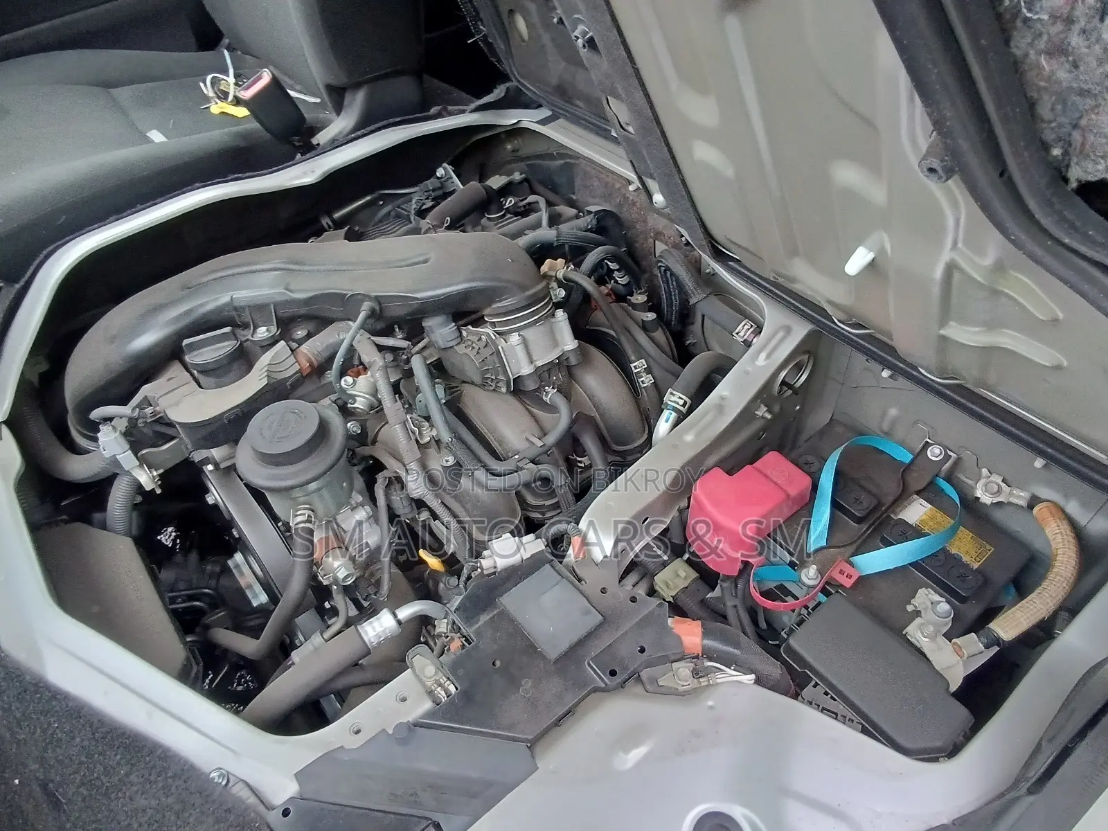 Toyota HiAce 2021 Silver