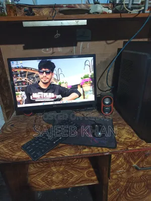 Desktop Computer 8GB Intel Core i3 SSD 500GB