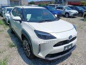Toyota Yaris Cross 2020 Pearl