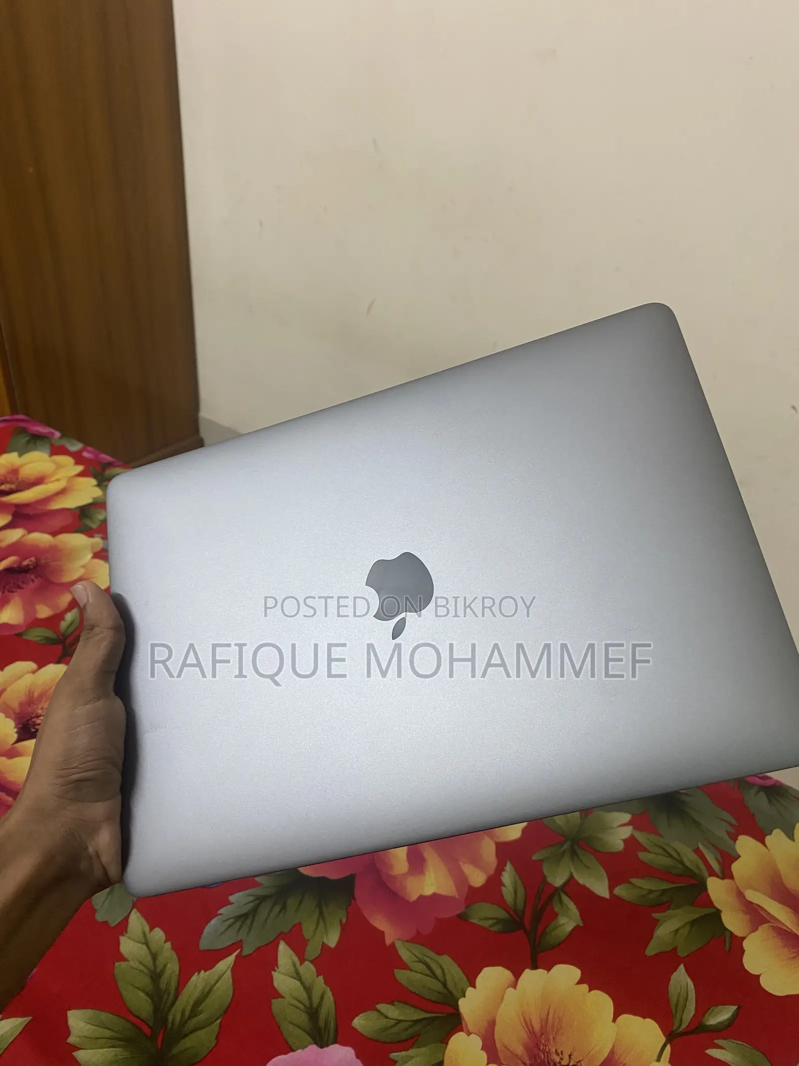 Laptop Apple MacBook Pro 2017 8GB Intel Core i5 SSD 256GB