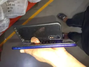 Vivo Y17 128 GB Green