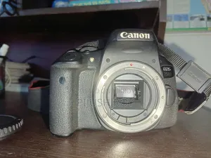 750D Only Body