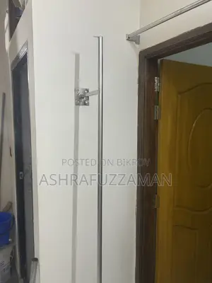 High Quality SS Cloth Hanging Mount