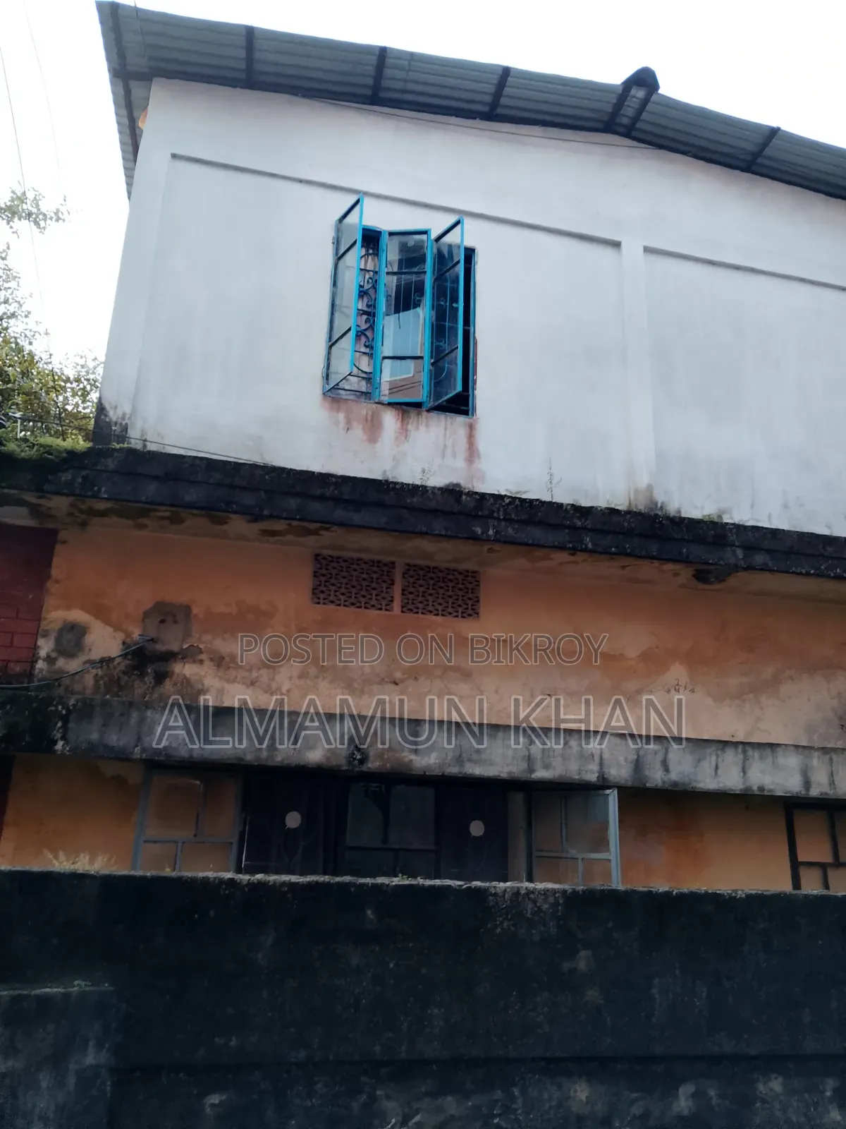 A commercial plot is for sale