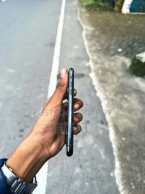 অ্যাপল আইফোন এক্স ৬৪ জিবি ব্ল্যাক