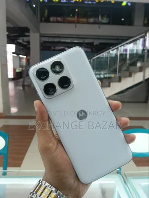 মটোরোলা এজ ৭০ ফিউশন ২৫৬ জিবি সিলভার