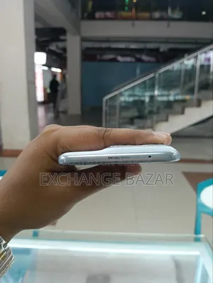 মটোরোলা এজ ৭০ ফিউশন ২৫৬ জিবি সিলভার