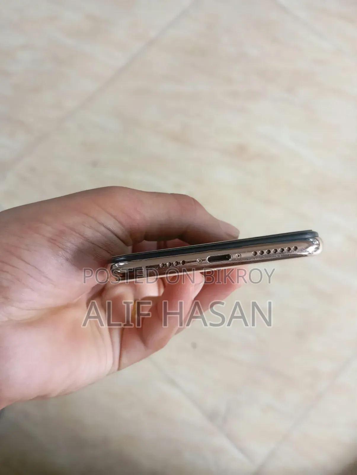 Apple iPhone XS 64 GB White