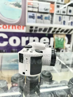 Fujifilm FinePix S SLR Camera